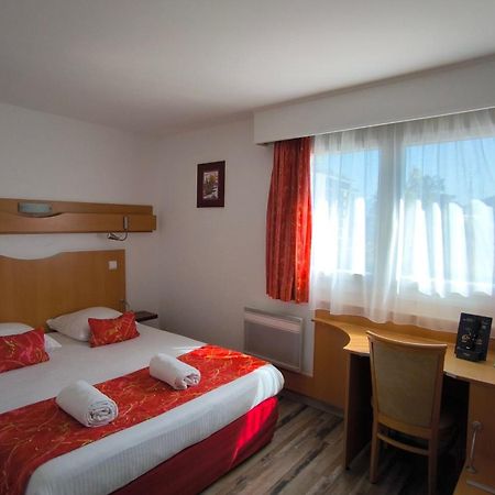 Atalante Hotel Annemasse Exterior foto