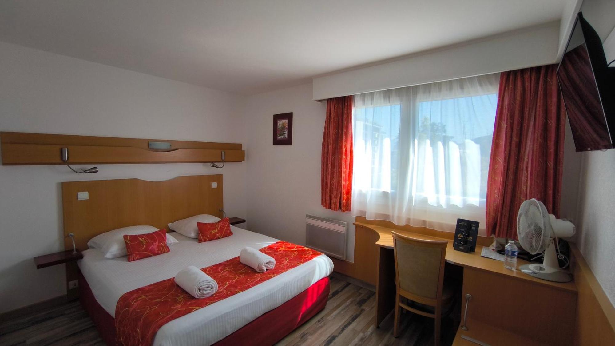 Atalante Hotel Annemasse Exterior foto